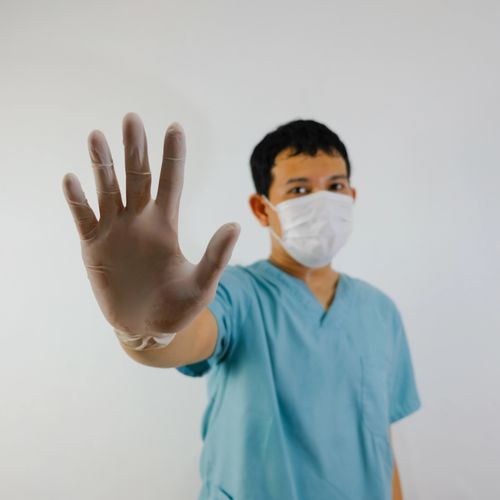 Violência de pacientes contra colaboradores nos serviços de saúde